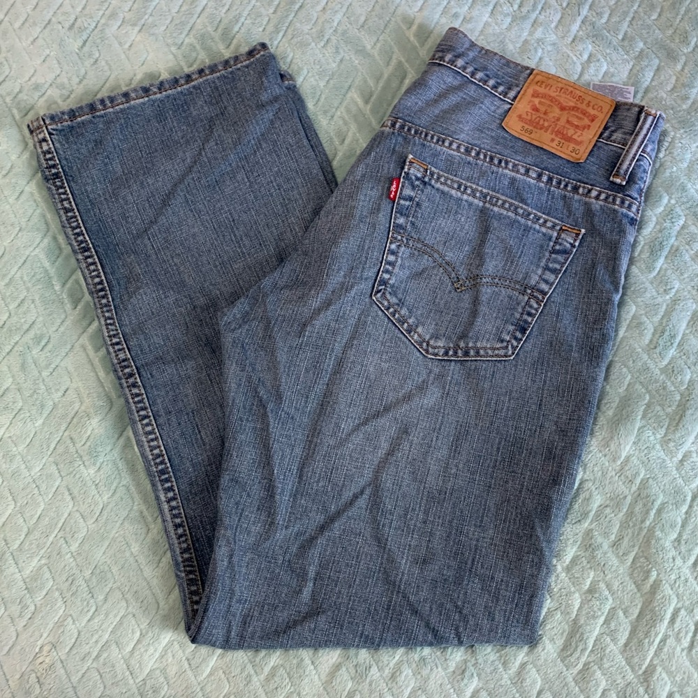 🔵 Men’s Levi Jeans 🔵